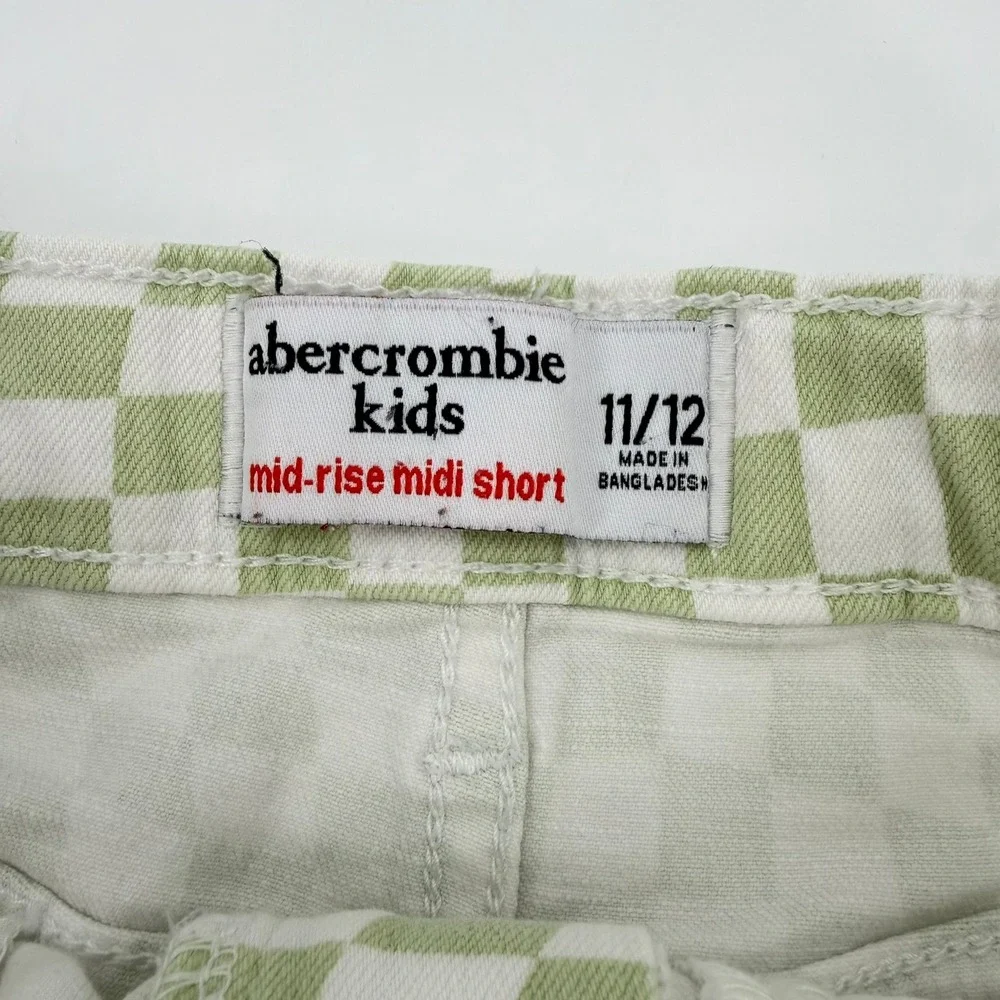 Abercrombie Kids Green Checkered Mid-Rise Midi Shorts Size 11/12 Raw Hem